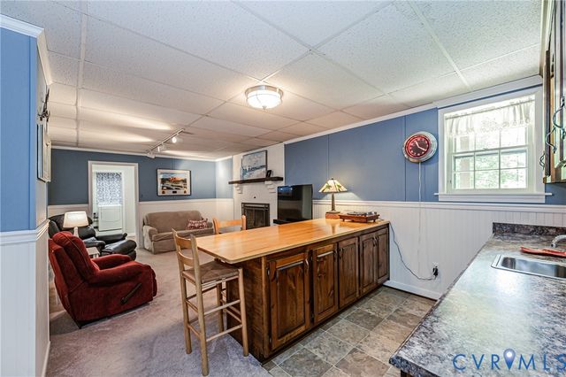 6701 Marl Springs Dr, New Kent, VA 23124