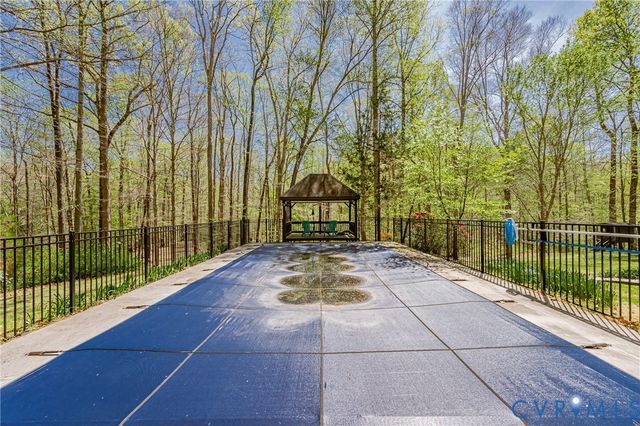 6701 Marl Springs Dr, New Kent, VA 23124