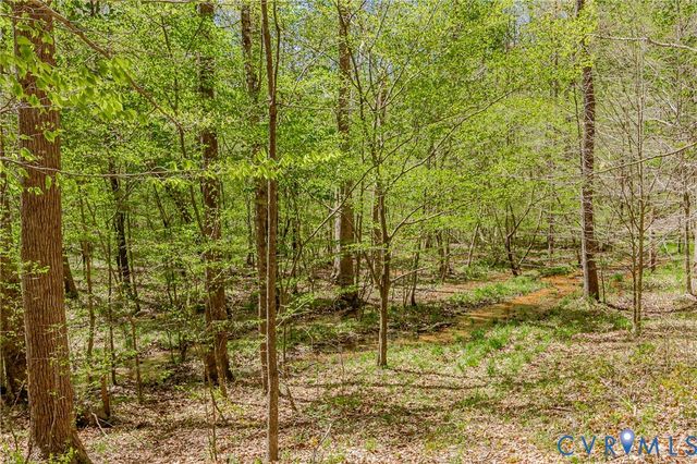 6701 Marl Springs Dr, New Kent, VA 23124