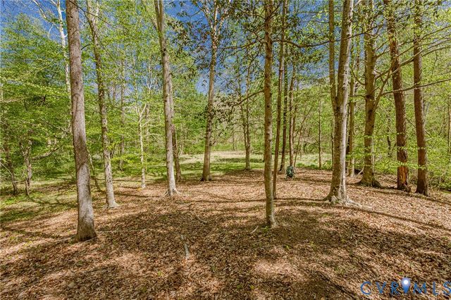 6701 Marl Springs Dr, New Kent, VA 23124
