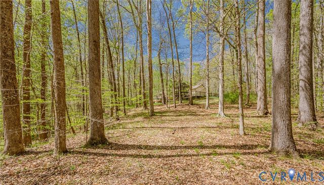 6701 Marl Springs Dr, New Kent, VA 23124