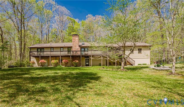 6701 Marl Springs Dr, New Kent, VA 23124