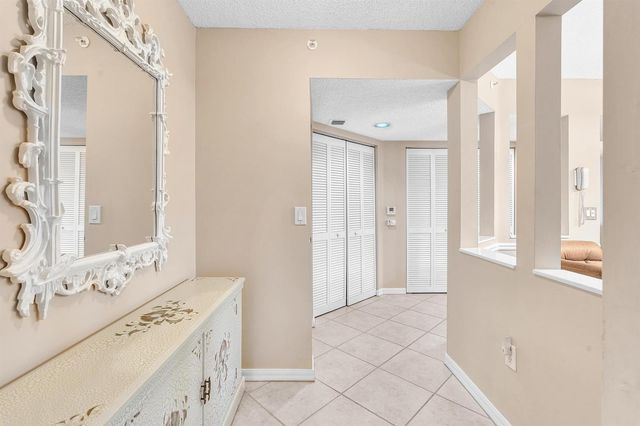 9539 Weldon Circle F107, Tamarac, FL 33321