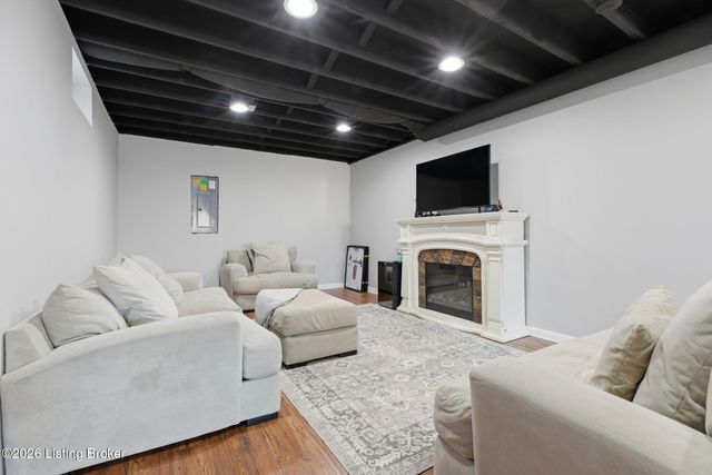 7693 Celebration Way, Crestwood, KY 40014