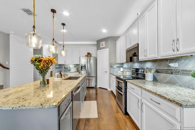 610 RIDGE PARK DR, New Braunfels, TX 78130