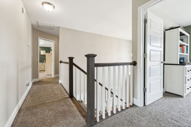 1305 Harmon Ln, Clarksville, TN 37042