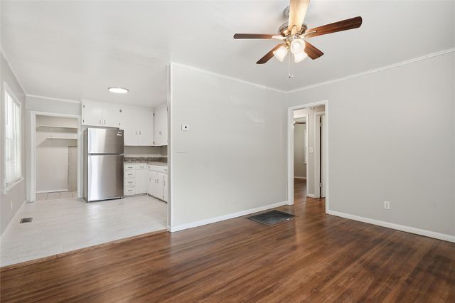 1821 W Archer Street, Tulsa, OK 74127