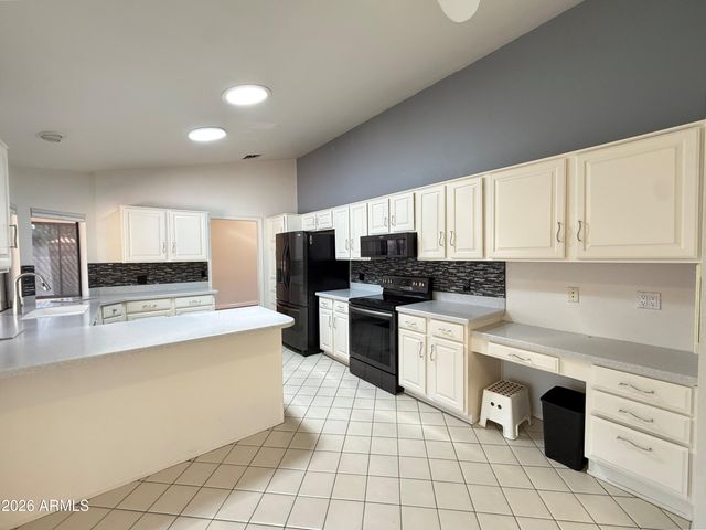 19715 N 94th Drive, Peoria, AZ 85382