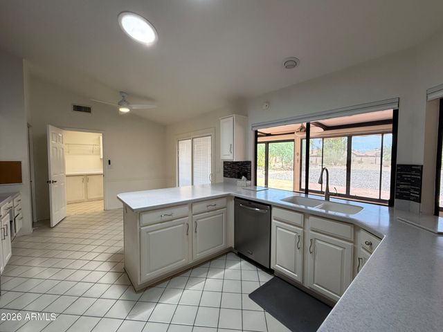 19715 N 94th Drive, Peoria, AZ 85382