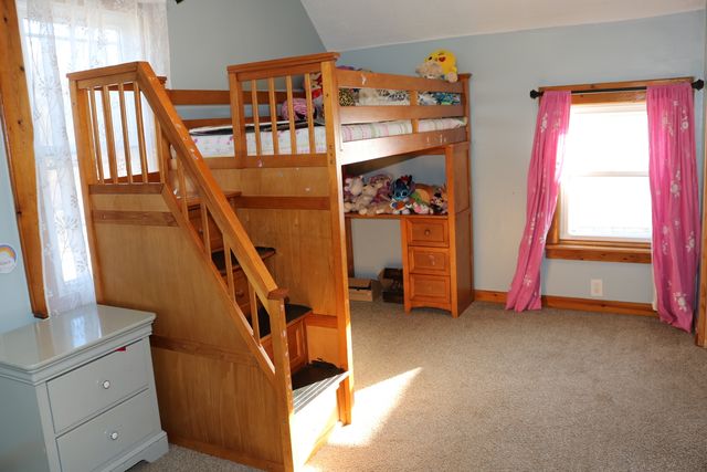 3232 Ezra Avenue, Zion, IL 60099