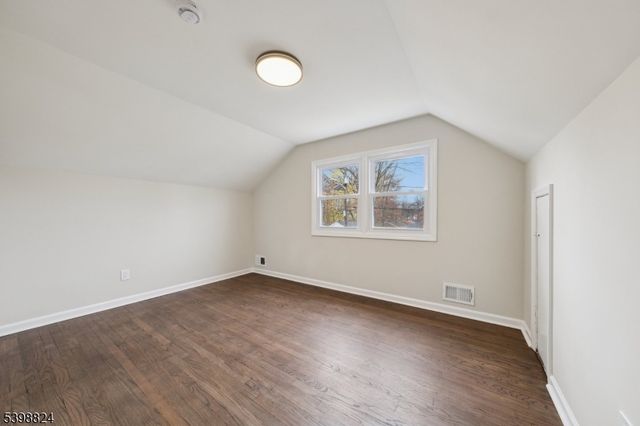 565 Willow Ave, Garwood Boro, NJ 07027