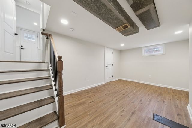 565 Willow Ave, Garwood Boro, NJ 07027