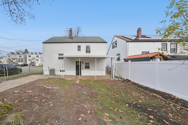 565 Willow Ave, Garwood Boro, NJ 07027