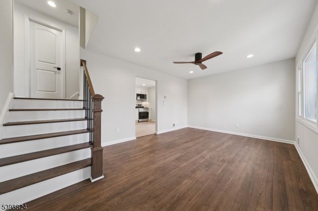 565 Willow Ave, Garwood Boro, NJ 07027