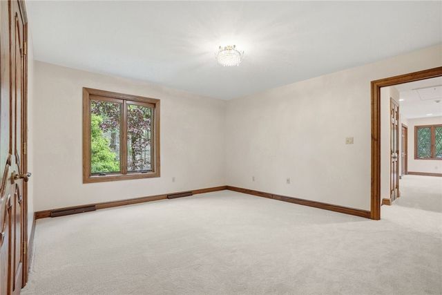 613 Lincoln Road, Bradford Woods, PA 15015