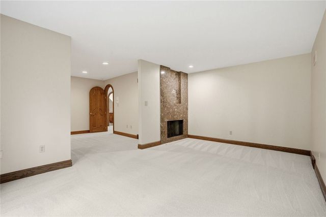 613 Lincoln Road, Bradford Woods, PA 15015