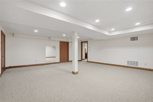 613 Lincoln Road, Bradford Woods, PA 15015