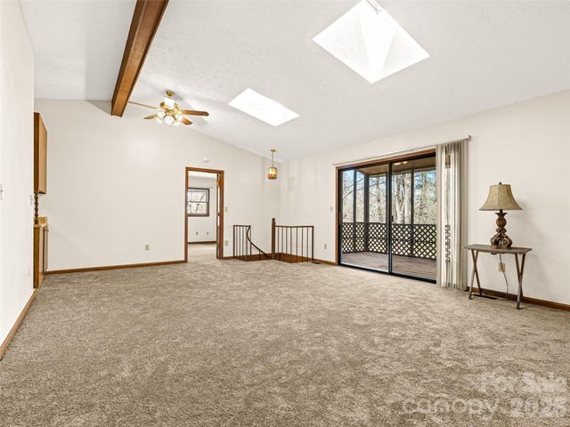 86 View De Lake Drive, Etowah, NC 28729