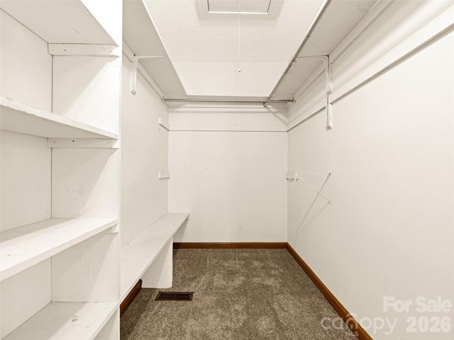 86 View De Lake Drive, Etowah, NC 28729