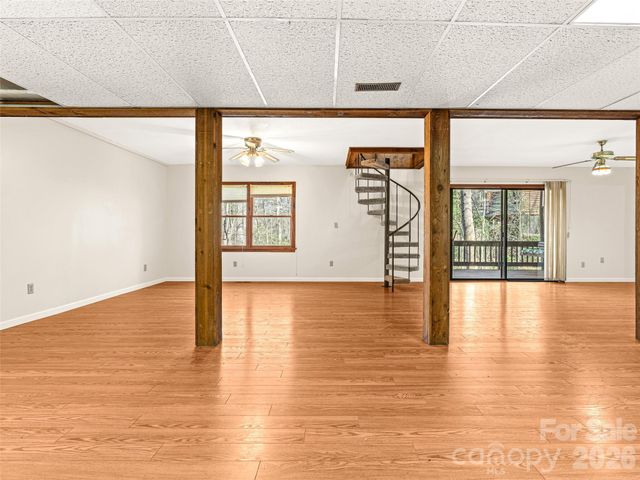 86 View De Lake Drive, Etowah, NC 28729