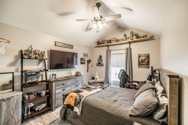 1212 Bothwell Pl, Gallatin, TN 37066