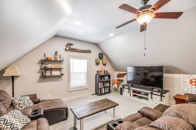 1212 Bothwell Pl, Gallatin, TN 37066