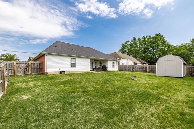 1212 Bothwell Pl, Gallatin, TN 37066