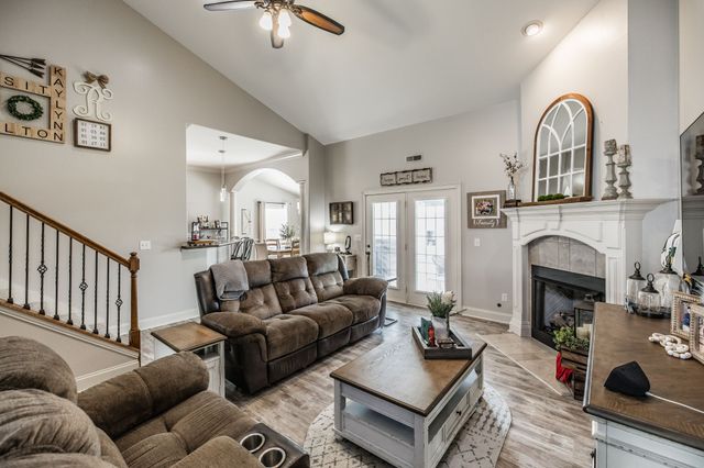 1212 Bothwell Pl, Gallatin, TN 37066