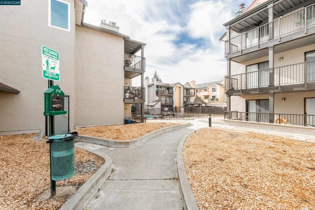 Image 33 of property listing at 1315 A St 206, Hayward, CA 94541