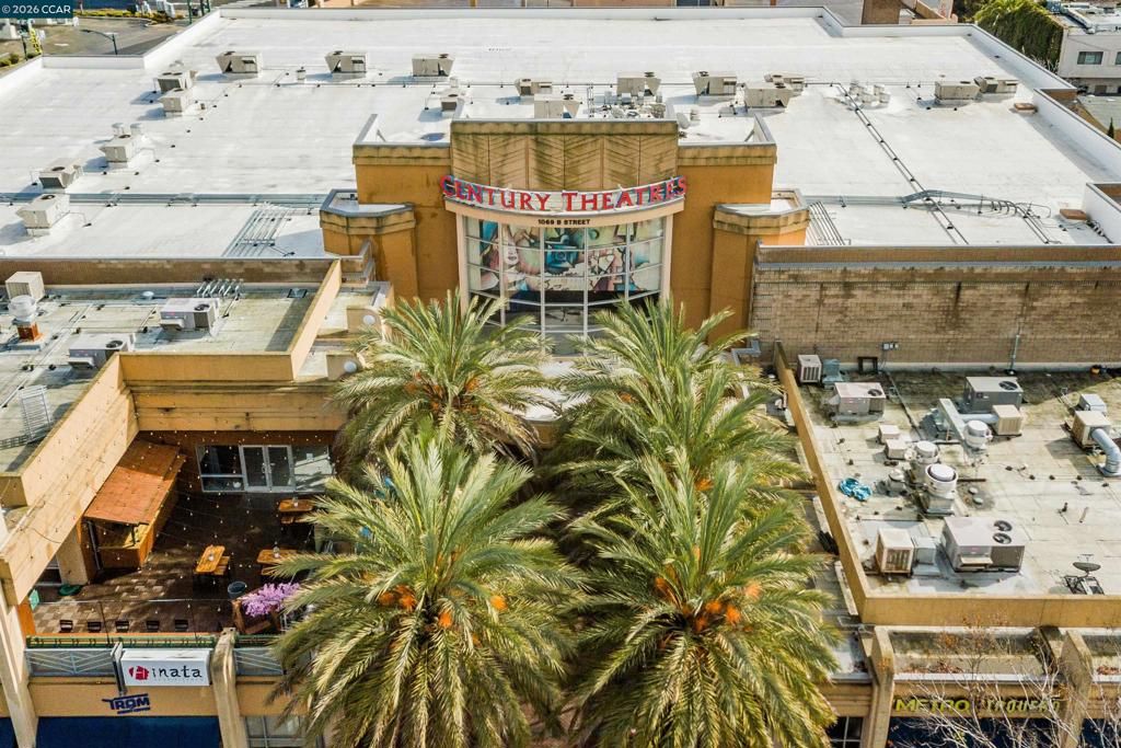 Image 5 of property listing at 1315 A St 206, Hayward, CA 94541