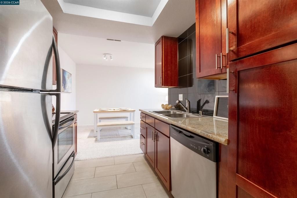 Image 9 of property listing at 1315 A St 206, Hayward, CA 94541