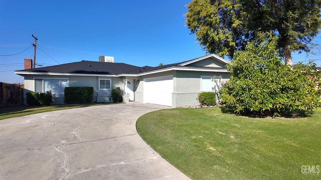 3004 Saratoga Street, Bakersfield, CA 93306