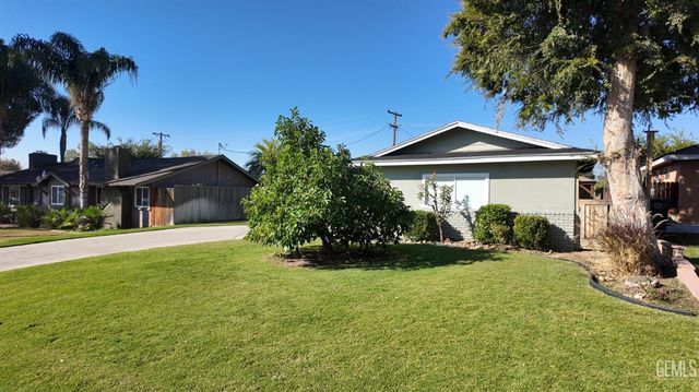 3004 Saratoga Street, Bakersfield, CA 93306