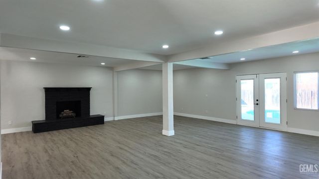 3004 Saratoga Street, Bakersfield, CA 93306