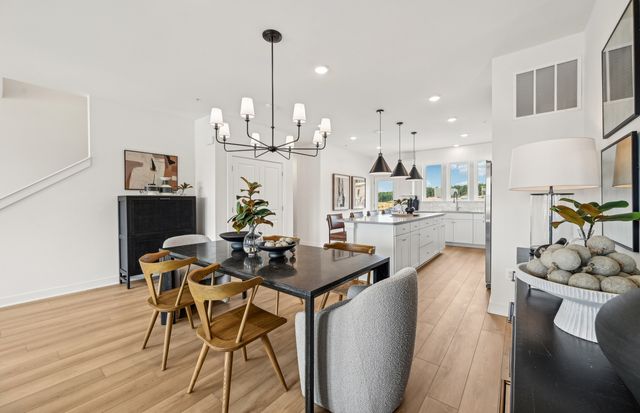 407 Yatra Avenue 4004, Naperville, IL 60563