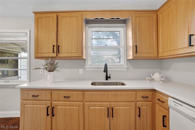 3705 Brinkmore Road, Cleveland Heights, OH 44121