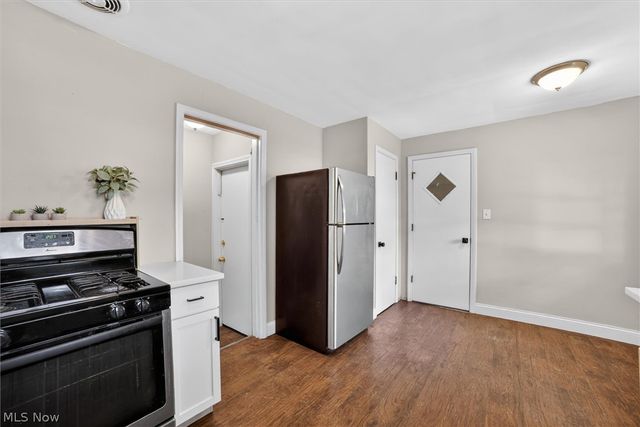 3705 Brinkmore Road, Cleveland Heights, OH 44121