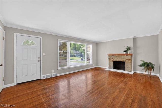 3705 Brinkmore Road, Cleveland Heights, OH 44121