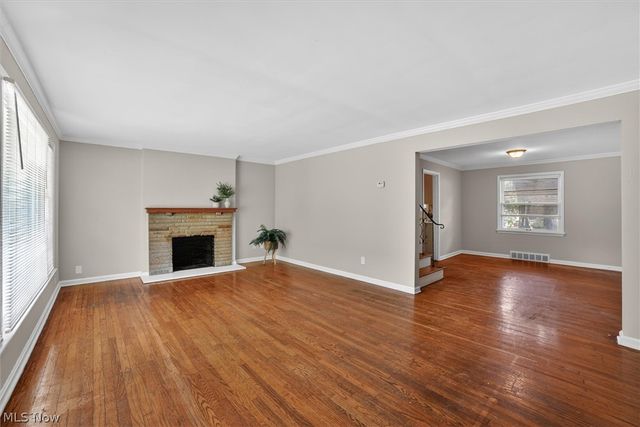 3705 Brinkmore Road, Cleveland Heights, OH 44121