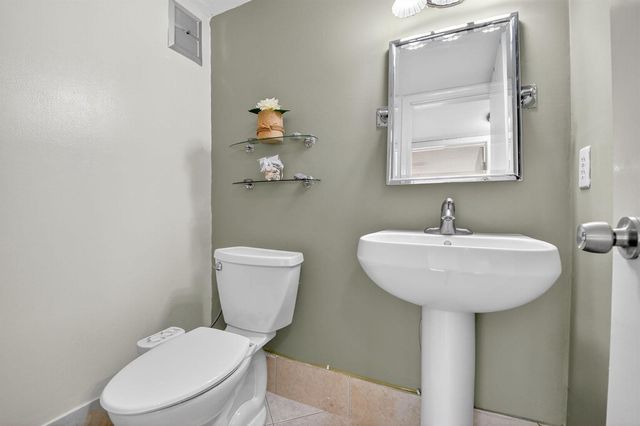 317 N Windsor N N, West Palm Beach, FL 33417
