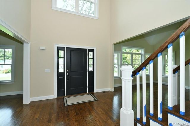 4 Lotto Court, Lake Grove, NY 11755