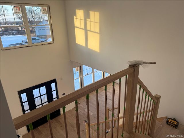 4 Lotto Court, Lake Grove, NY 11755