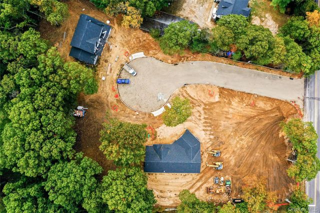 4 Lotto Court, Lake Grove, NY 11755