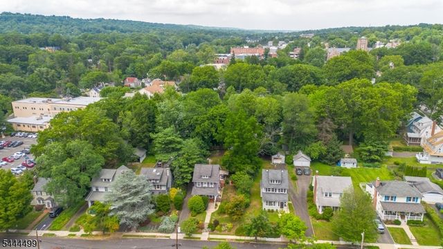 11 Lincoln Place, Maplewood Twp., NJ 07040