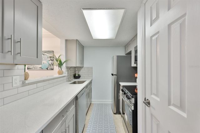 8911 BLIND PASS ROAD 106, St Pete Beach, FL 33706