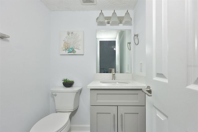 8911 BLIND PASS ROAD 106, St Pete Beach, FL 33706