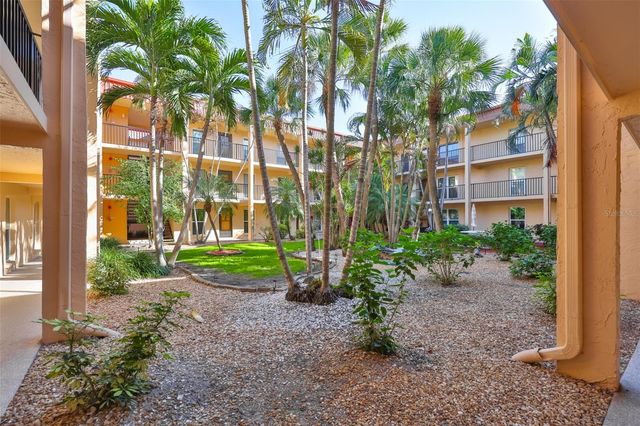 8911 BLIND PASS ROAD 106, St Pete Beach, FL 33706