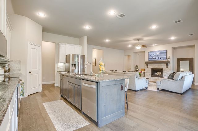 7932 Buttonwood Drive, Fort Worth, TX 76137