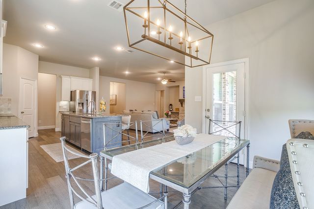 7932 Buttonwood Drive, Fort Worth, TX 76137