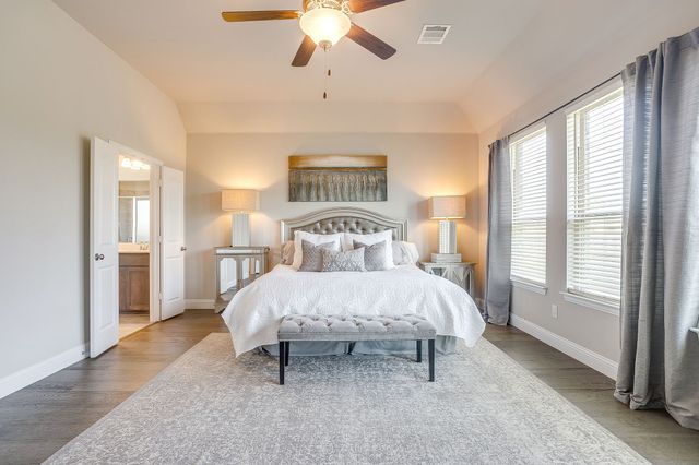 7932 Buttonwood Drive, Fort Worth, TX 76137